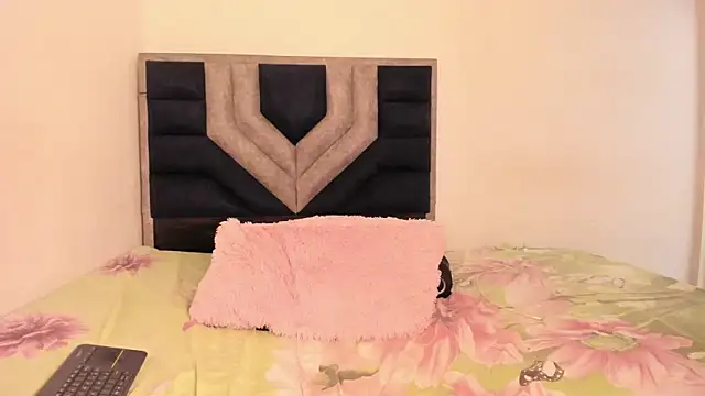 TiiffanyEvans1 online show from 03/04/26, 05:31