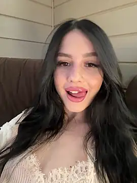 SofiaLaLight online show from 02/05/26, 01:29