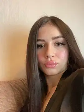 SofiaLaLight online show from 02/03/25, 11:31