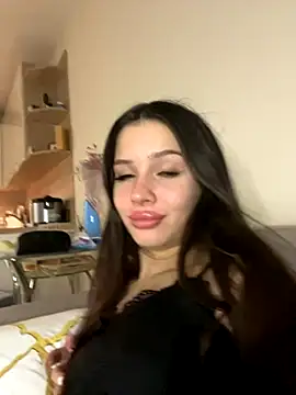 SofiaLaLight online show from 09/29/25, 04:56