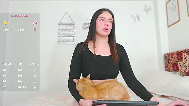 verocute7 online show from 11/11/25, 02:06