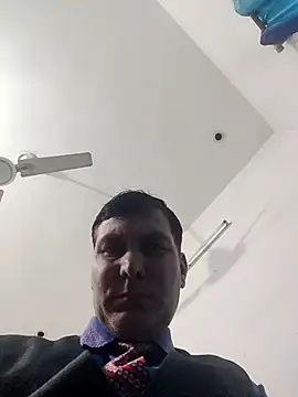 ZIMMY25 online show from 12/16/25, 07:23