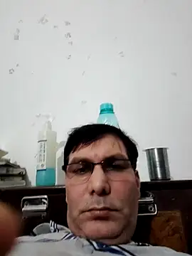 Snapshot of ZIMMY25 chatting on 10/13/25, 08:10 ZIMMY25 online show from 10/13/25, 08:10