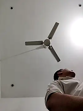 ZIMMY25 online show from 11/04/25, 06:44