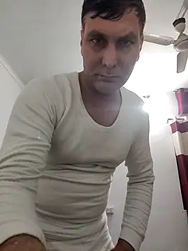 ZIMMY25 online show from 12/21/25, 04:52