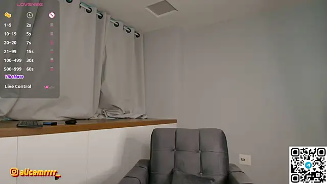 Skinny Alice online show from 05/15/26, 11:08