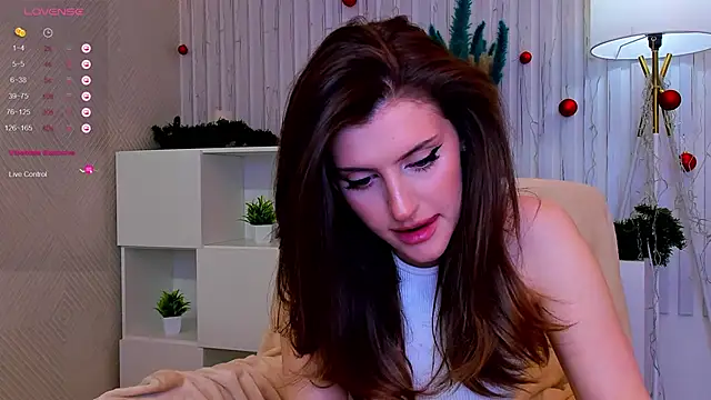 Snapshot of Skinny_Alice chatting on 01/30/25, 01:11 Skinny Alice online show from 01/30/25, 01:11