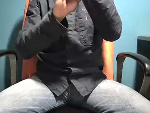 Pol8822 online show from 02/18/26, 04:03