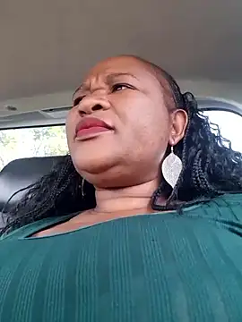 Snapshot of Bootyliciousbbw12 chatting on 09/20/25, 12:54 Bootyliciousbbw12 online show from 09/20/25, 12:54