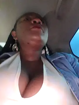 Snapshot of Bootyliciousbbw12 chatting on 11/08/25, 04:43 Bootyliciousbbw12 online show from 11/08/25, 04:43