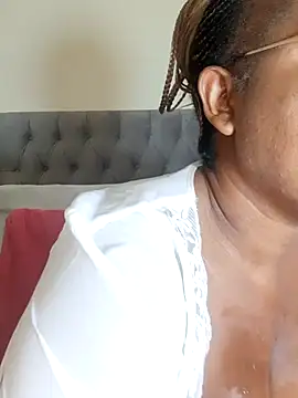Snapshot of Bootyliciousbbw12 chatting on 07/12/26, 07:31 Bootyliciousbbw12 online show from 07/12/26, 07:31
