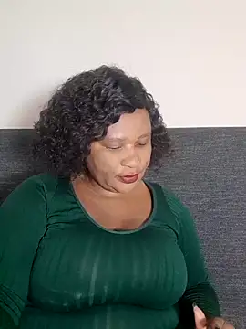 Snapshot of Bootyliciousbbw12 chatting on 11/25/25, 09:53 Bootyliciousbbw12 online show from 11/25/25, 09:53