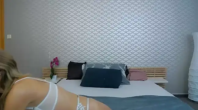 RebekaRalf online show from 03/05/25, 07:17