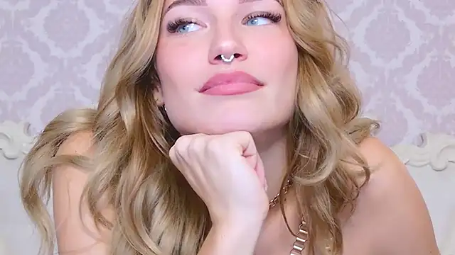 RebekaRalf online show from 02/25/25, 11:32