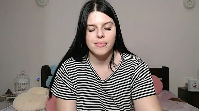 Annatrybebetter online show from 09/18/25, 10:13