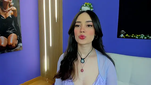 Kate Amaretto  online show from 10/18/25, 08:44