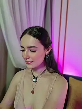 Kate Amaretto  online show from 05/05/26, 01:08