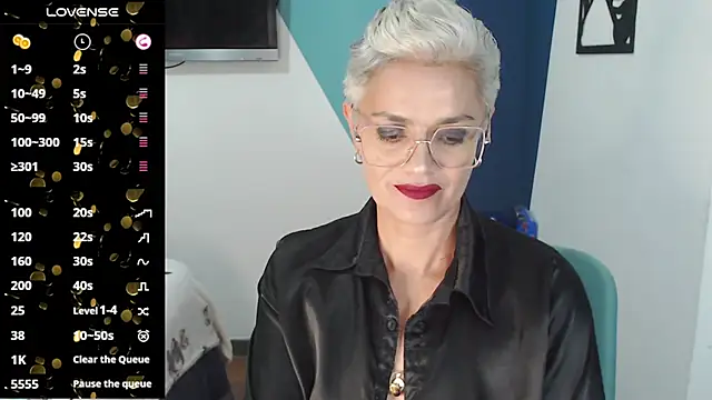Snapshot of scarlett_paris22 chatting on 03/08/25, 12:22 scarlett paris22 online show from 03/08/25, 12:22
