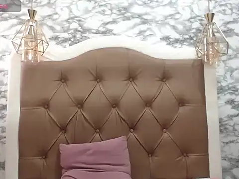 Snapshot of Marymar_ chatting on 12/24/24, 09:22 Marymar online show from 12/24/24, 09:22