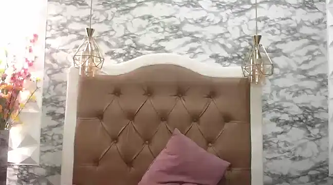 Snapshot of Marymar_ chatting on 12/18/24, 09:08 Marymar online show from 12/18/24, 09:08