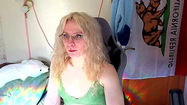 Lori Myaf online show from 04/02/26, 01:18