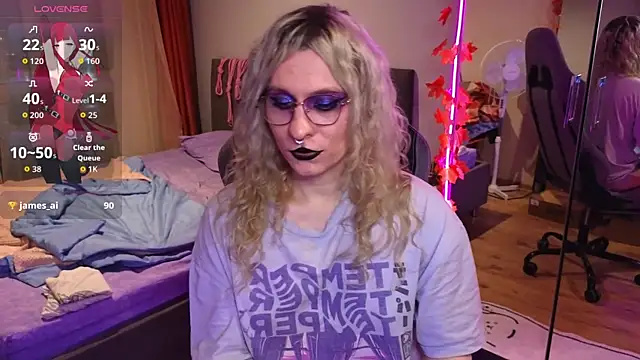 Lori Myaf online show from 11/13/25, 03:05