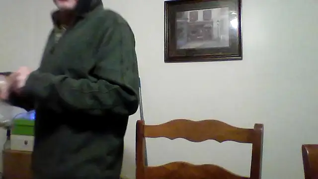 Snapshot of Skoobysnackss420 chatting on 12/22/25, 02:55 Skoobysnackss420 online show from 12/22/25, 02:55