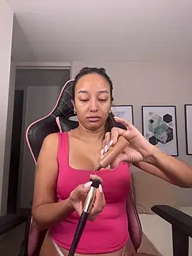 DianaHopson online show from 11/01/25, 11:26