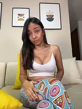 DianaHopson online show from 03/11/26, 11:26