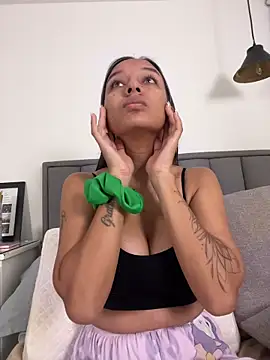 DianaHopson online show from 12/20/25, 10:40