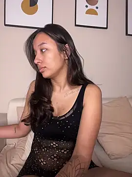 DianaHopson online show from 04/21/26, 11:50