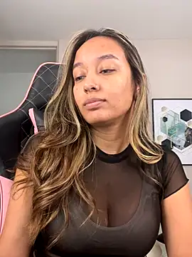 DianaHopson online show from 10/15/25, 01:30