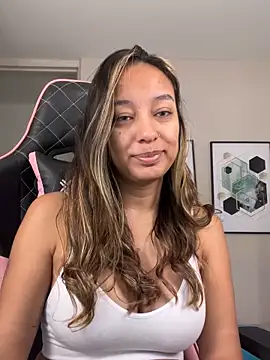 DianaHopson online show from 10/04/25, 11:45