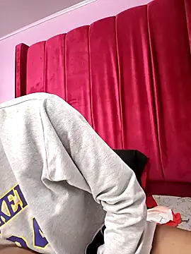 Shanelle   online show from 12/21/25, 12:29