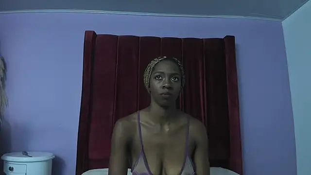 Shanelle   online show from 03/03/26, 02:13