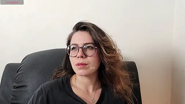 irinasweet27 online show from 10/26/25, 12:11