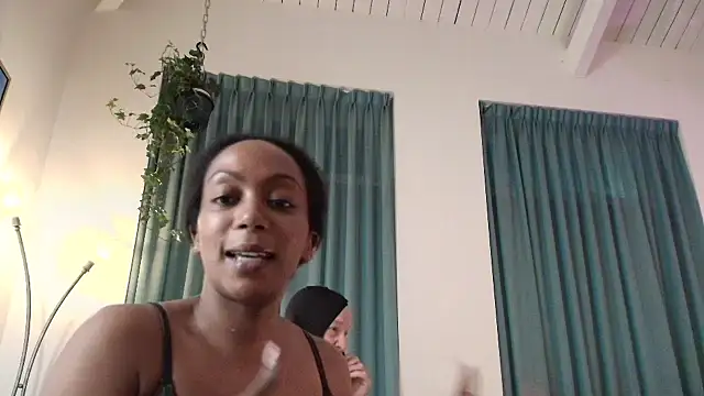 ROXYNL online show from 02/19/26, 05:54