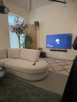 Snapshot of ROXYNL chatting on 11/11/25, 02:12 ROXYNL online show from 11/11/25, 02:12