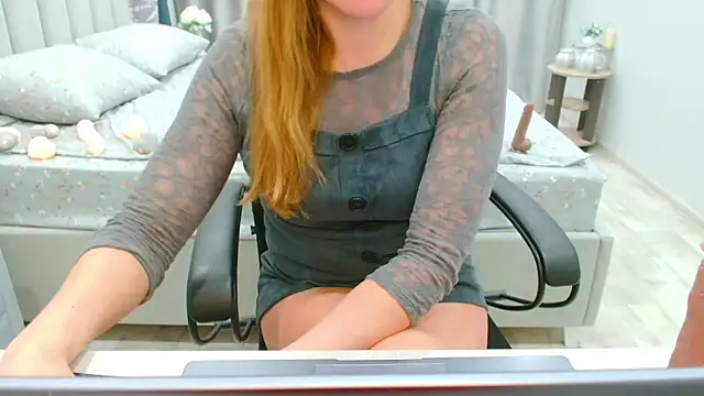 EveLove33 online show from 03/22/26, 05:58