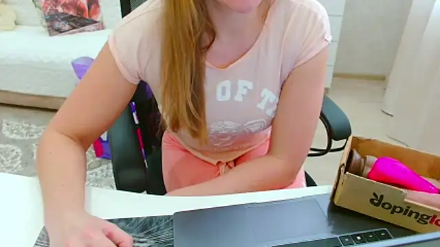 EveLove33 online show from 02/24/26, 11:00