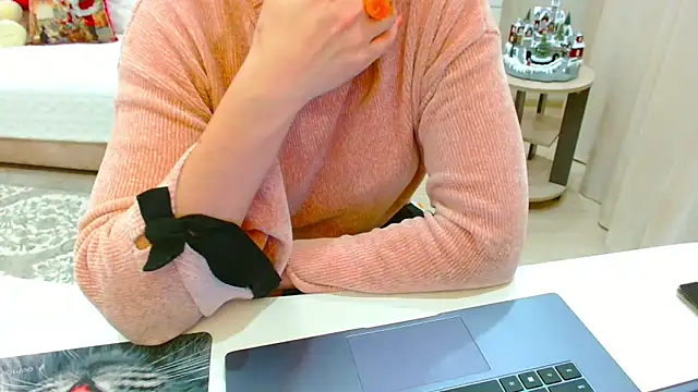 EveLove33 online show from 02/07/26, 06:05