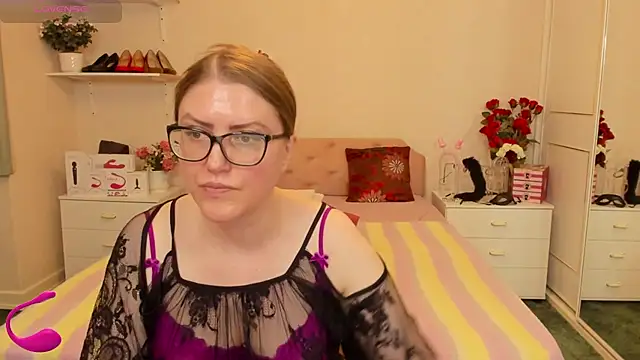 AmandamurX online show from 06/24/26, 01:32