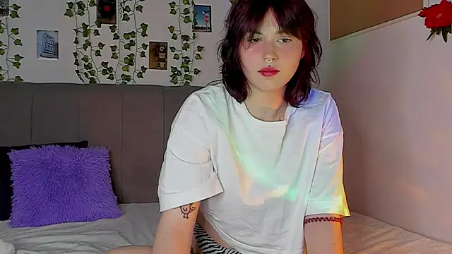 Snapshot of miss_Lizzy chatting on 02/27/25, 01:08 miss Lizzy online show from 02/27/25, 01:08