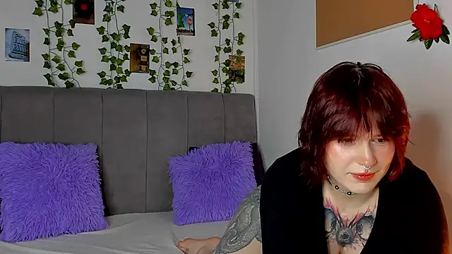 miss Lizzy online show from 02/05/26, 01:23