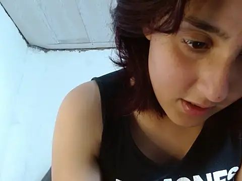 Snapshot of AngelaLinaresx69 chatting on 09/22/25, 07:09 AngelaLinaresx69 online show from 09/22/25, 07:09