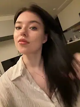Angela Fosterr online show from 05/18/26, 06:34