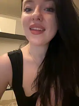 Angela Fosterr online show from 06/07/26, 06:13