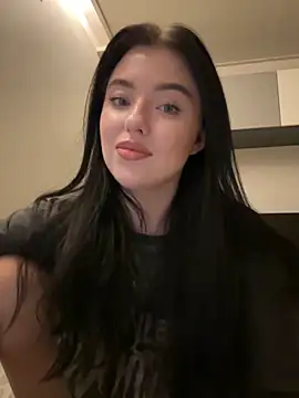 Angela Fosterr online show from 12/03/25, 06:40