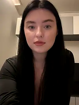 Angela Fosterr online show from 10/10/25, 04:30