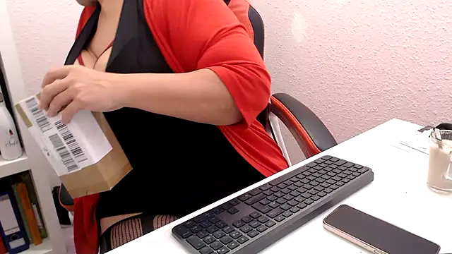 alejandraxxz online show from 10/19/25, 07:55